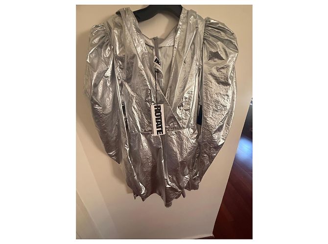 Autre Marque ROTATE Birger Christensen Number 24 Metallic Lamé Kleid Silber - Ansicht 2