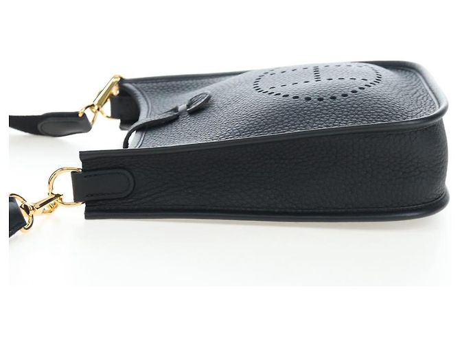 Hermès Borsa a tracolla HERMES Evelyn 16 TPM Pelle Nero Oro Auth BA16042SV D'oro - vista 3