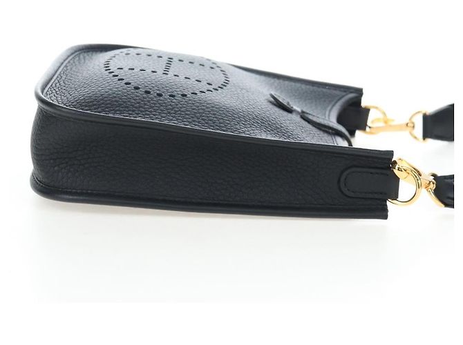 Hermès Borsa a tracolla HERMES Evelyn 16 TPM Pelle Nero Oro Auth BA16042SV D'oro - vista 4