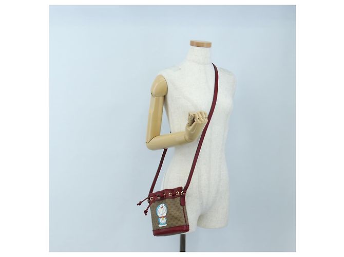 Borsa GUCCI Micro GG Supreme Fujiko Pro Collaboration PVC 647801 Auth BA15767M Beige D'oro - vista 24