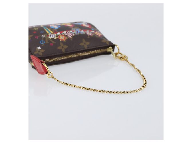 LOUIS VUITTON Vivienne Mini Pochette Accessoires Pouch M69976 LV Auth 206936SAM Monogramma - vista 7