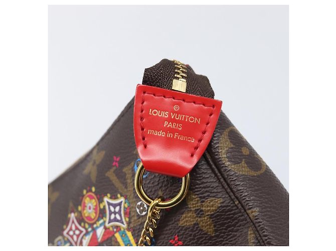 LOUIS VUITTON Vivienne Mini Pochette Accessoires Pouch M69976 LV Auth 206936SAM Monogramma - vista 9