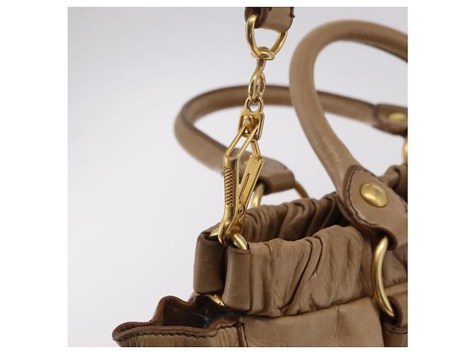 Bolso de mano Miu Miu de cuero 2way Beige Gold Auth 167736M Dorado - vista 23