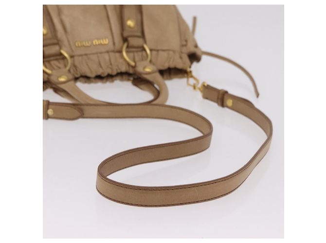 Bolso de mano Miu Miu de cuero 2way Beige Gold Auth 167736M Dorado - vista 9