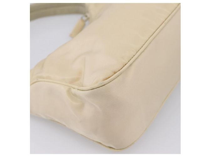 Bolsa de mão pochette PRADA Nylon Beige Silver Auth 206468A Prata Bege - vista 16