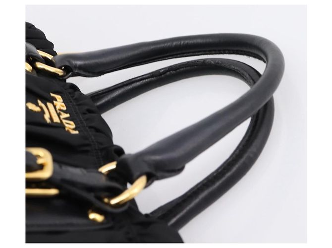 Bolso de mano fruncido PRADA Nylon 2way Negro Oro Auth BA16051A Dorado - vista 14