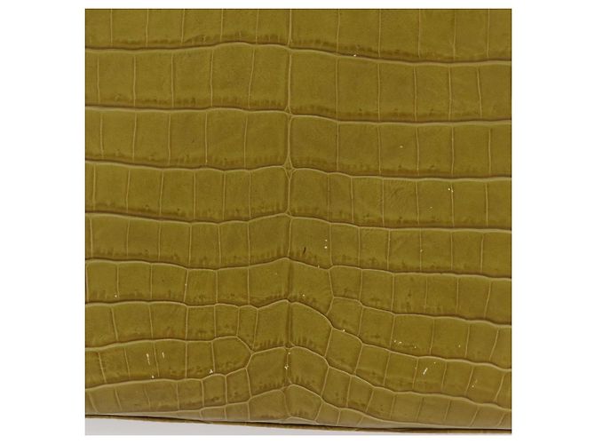 Borsa Salvatore Ferragamo in pelle goffrata coccodrillo 2way Verde Oro Auth 206415 - vista 2