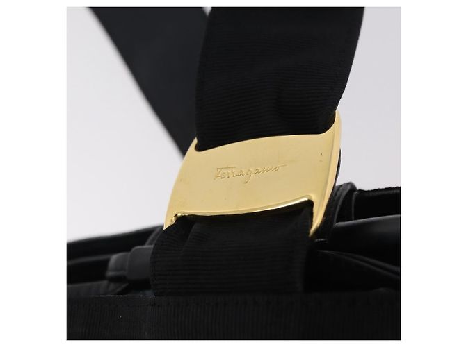 Borsa a tracolla Salvatore Ferragamo Canvas Black Gold Tone Auth bs37163 Nero - vista 10