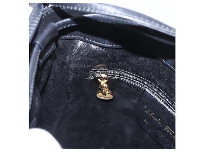 Borsa a tracolla Salvatore Ferragamo Canvas Black Gold Tone Auth bs37163 Nero - vista 20
