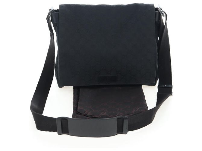 Bolsa de Ombro GUCCI GG Canvas Preta Prata 146236 Auth 205299V Preto - vista 12