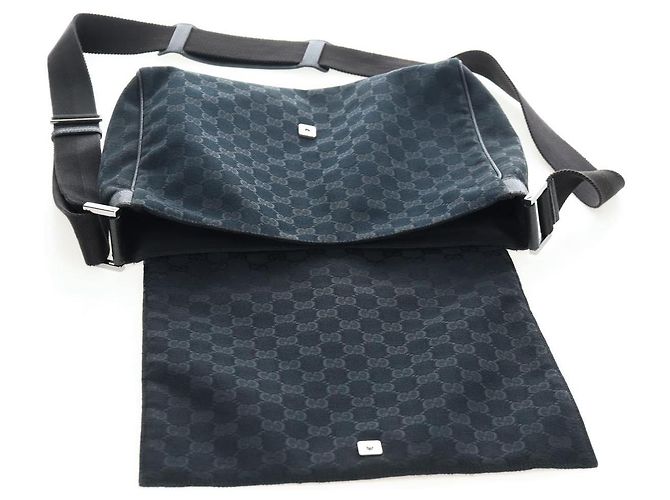 Bolsa de Ombro GUCCI GG Canvas Preta Prata 146236 Auth 205299V Preto - vista 21