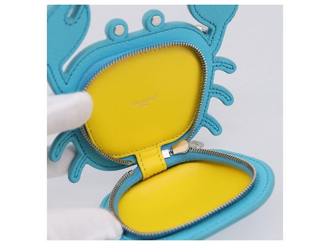 LOUIS VUITTON Monogram LV Crab Bag Charm Light Blue M01930 LV Auth 206668SM Bleu clair Monogramme - vue 10