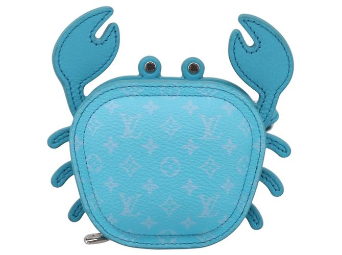 LOUIS VUITTON Monogram LV Crab Bag Charm Light Blue M01930 LV Auth 206668SM Bleu clair Monogramme - vue 13