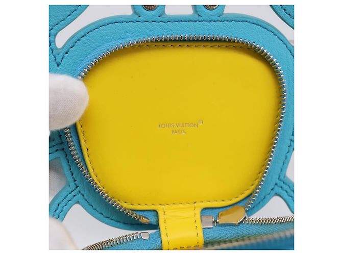 LOUIS VUITTON Monogram LV Crab Bag Charm Light Blue M01930 LV Auth 206668SM Bleu clair Monogramme - vue 17