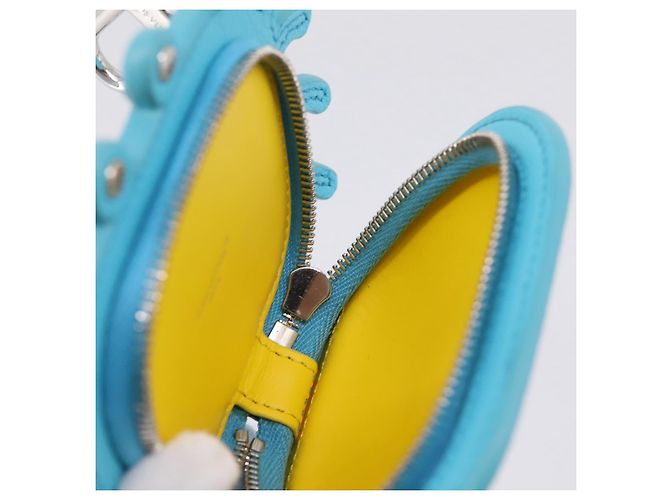 LOUIS VUITTON Monogram LV Crab Bag Charm Light Blue M01930 LV Auth 206668SM Bleu clair Monogramme - vue 18