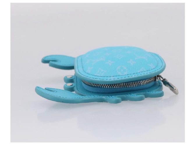 LOUIS VUITTON Monogram LV Crab Bag Charm Light Blue M01930 LV Auth 206668SM Bleu clair Monogramme - vue 3
