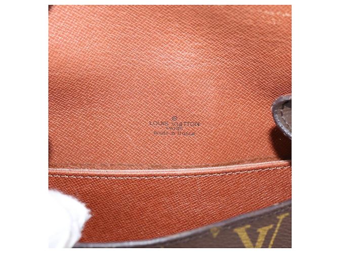 LOUIS VUITTON Monogram Saint Cloud PM Shoulder Bag M51244 LV Auth 205252A Monograma - vista 21