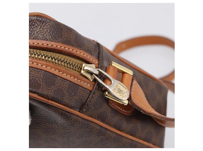 Céline Sac à épaule CELINE Macadam Canvas PVC Leather Brown Gold Auth 205454V Marron Doré - vue 10