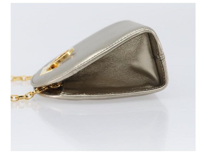 Borsa a tracolla Salvatore Ferragamo Gancini Chain in pelle oro Auth hk4135A D'oro - vista 4