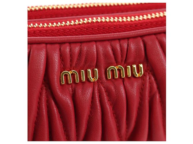 Pochette a mano Miu Miu Matelassé in pelle rossa e oro autentica 207215M Rosso D'oro - vista 18