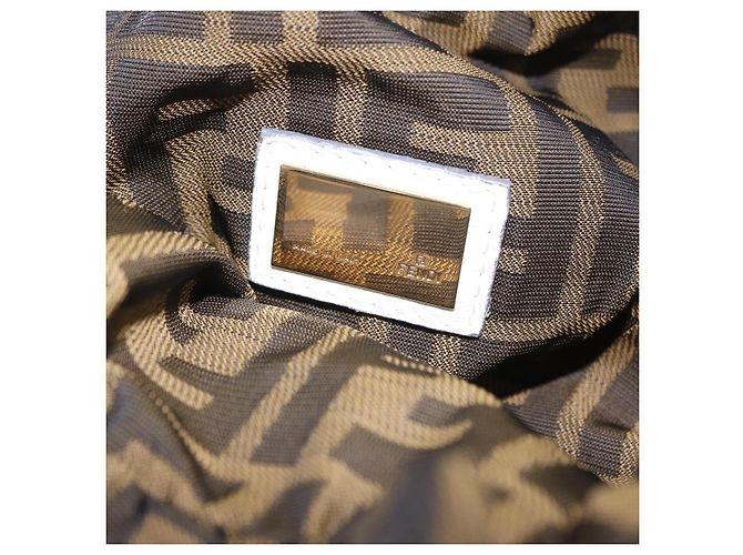 FENDI Spy Bag Handtasche Leder Weiß Gold Auth 207411V Golden - Ansicht 24