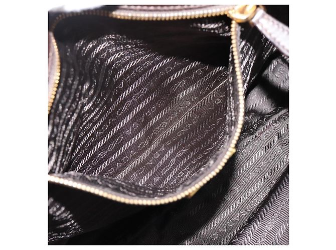 Borsa a mano raccolta PRADA in pelle 2way Dark Brown Gold Auth BA16047A D'oro Marrone scuro - vista 26