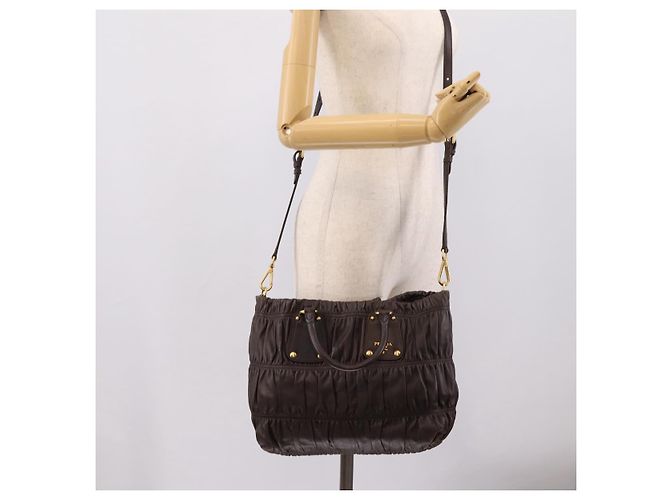 Borsa a mano raccolta PRADA in pelle 2way Dark Brown Gold Auth BA16047A D'oro Marrone scuro - vista 27