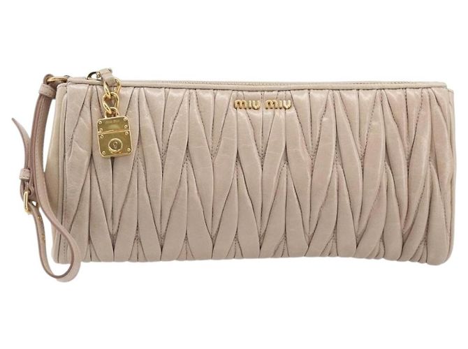 Pouch Miu Miu Matelassé in pelle Beige Gold Auth 205354V D'oro - vista 13