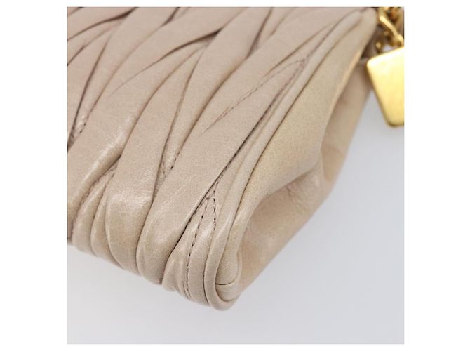 Pouch Miu Miu Matelassé in pelle Beige Gold Auth 205354V D'oro - vista 15