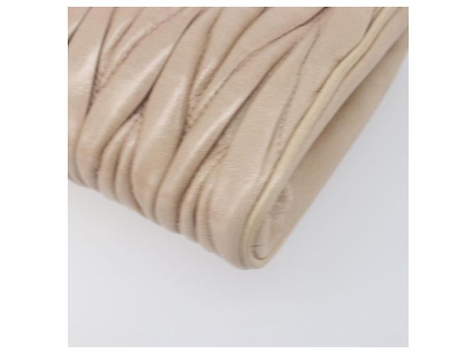 Pouch Miu Miu Matelassé in pelle Beige Gold Auth 205354V D'oro - vista 7