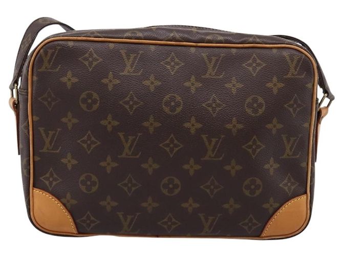 LOUIS VUITTON Monogram Nile Shoulder Bag M45244 LV Auth 205047V Monograma - vista 2