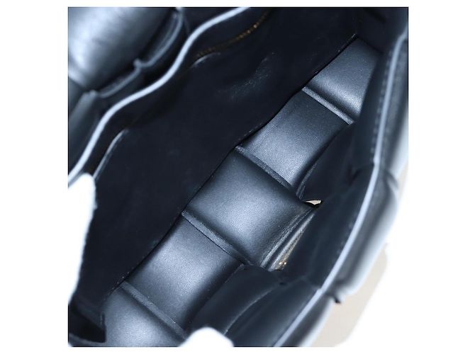 Bottega Veneta Bolsa Cassette Acolchoada MAXI INTRECCIATO Couro Preto Auth BA16053V - vista 10