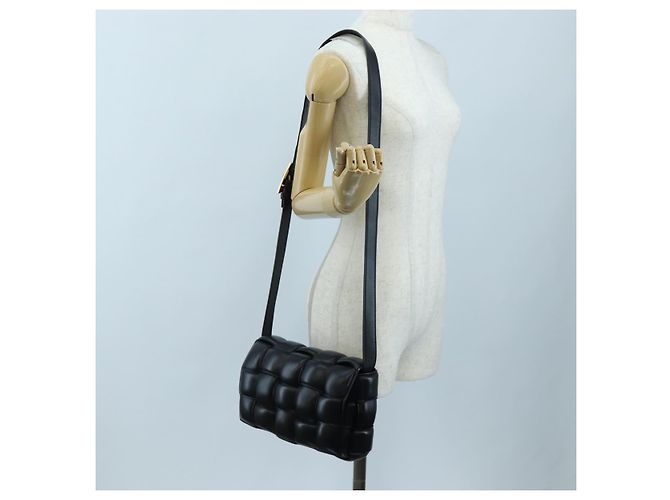 Bottega Veneta Bolsa Cassette Acolchoada MAXI INTRECCIATO Couro Preto Auth BA16053V - vista 28