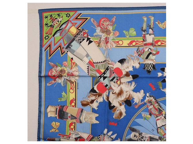 Hermès HERMES Pañuelo Carré 90 Seda Azul Rojo "KACHINAS" Auth ki6872M Roja - vista 14