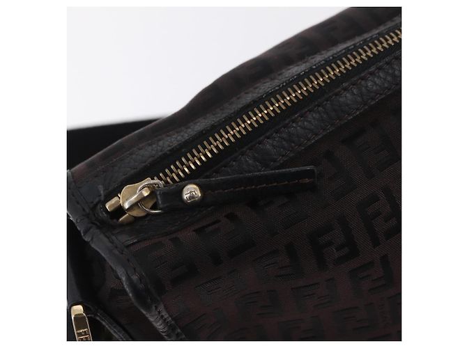 Borsa a tracolla FENDI Zucchino Canvas Marrone Scuro Gold Auth 206775A D'oro - vista 10