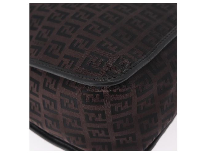 Borsa a tracolla FENDI Zucchino Canvas Marrone Scuro Gold Auth 206775A D'oro - vista 17