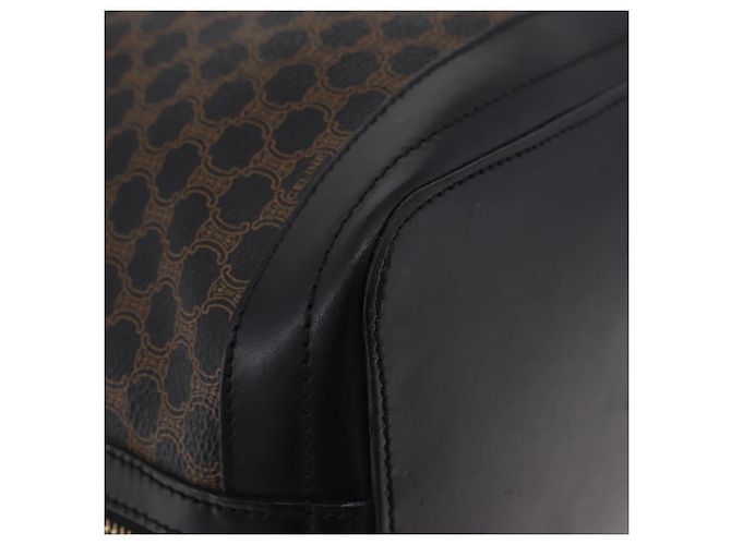Céline Bolsa de Ombro CELINE Macadam Canvas PVC Leather Black Gold Auth 206055 Preto Dourado - vista 16