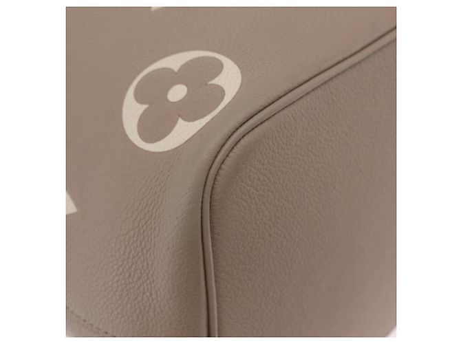 Néonoé Borsa LOUIS VUITTON Monogram Empreinte Neo Noe MM Beige M45555 LV Auth ka6488M Monogramma - vista 18