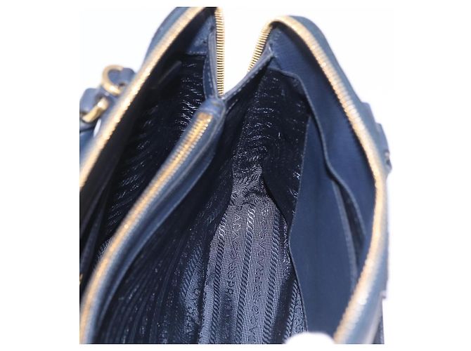Saffiano Sac à main PRADA cuir Safiano Navy Gold Auth 202507A Doré Bleu Marine - vue 25