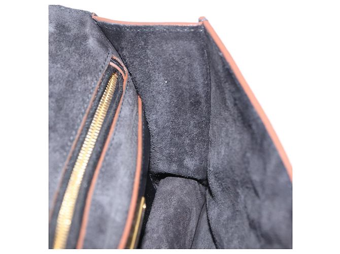 Borsa a tracolla Miu Miu Madras in pelle nera e oro Auth 207539M Nero - vista 27
