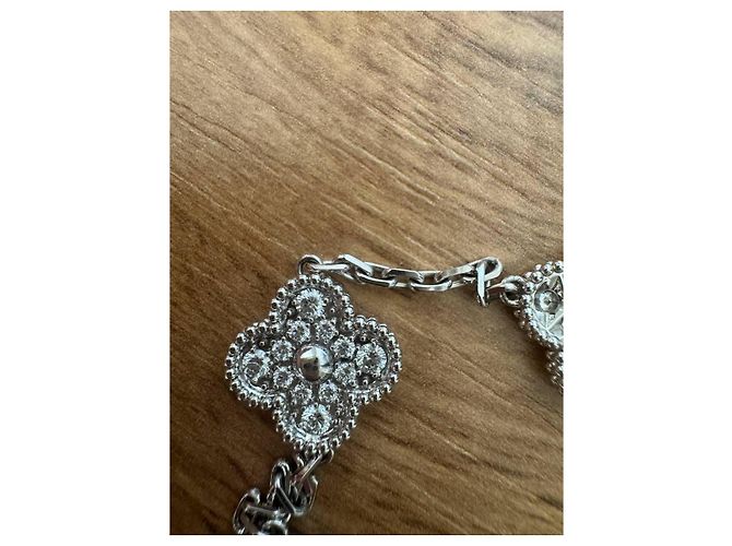 Van Cleef & Arpels Bracciale Vintage Alhambra Oro Bianco Diamanti - vista 6