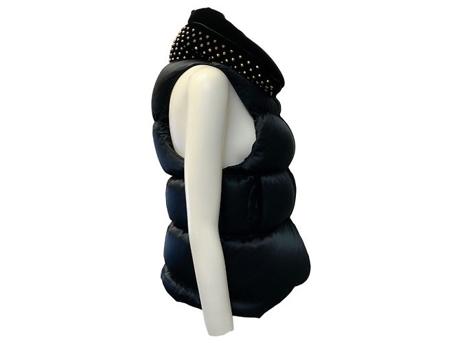 Chaleco puffer de seda negra Thomas Wylde con cuello de terciopelo tachonado Negro - vista 2