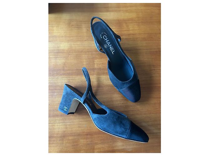 Chanel Slingback Pumps aus schwarzem Wildleder Anthrazitgrau - Ansicht 2