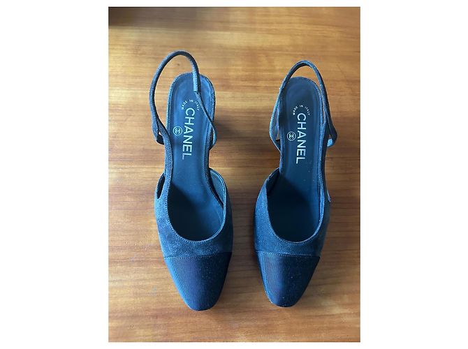 Chanel Slingback Pumps aus schwarzem Wildleder Anthrazitgrau - Ansicht 3