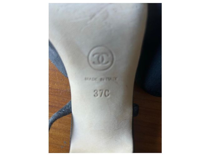 Chanel Slingback Pumps aus schwarzem Wildleder Anthrazitgrau - Ansicht 6