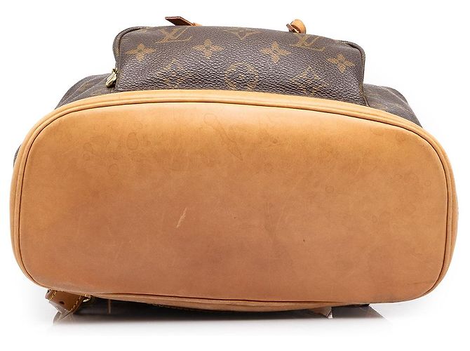 Mochila Louis Vuitton Monogram Montsouris PM Castanha Marrom - vista 3