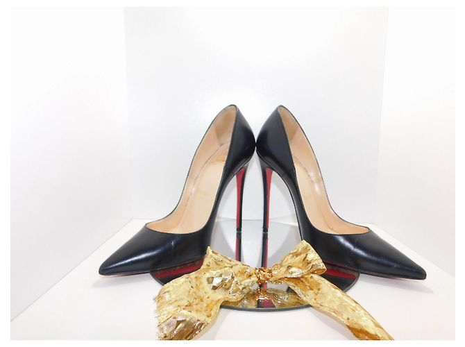 Christian Louboutin So Kate Pumps Nero - vista 10