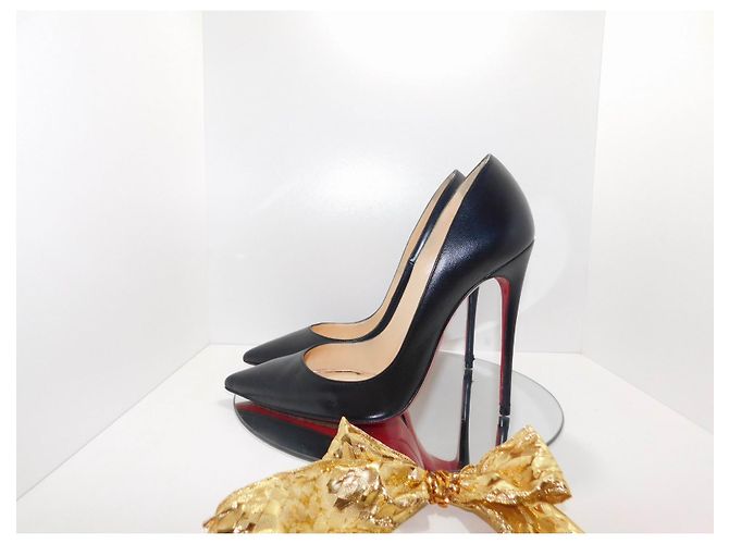 Christian Louboutin So Kate Pumps Nero - vista 5
