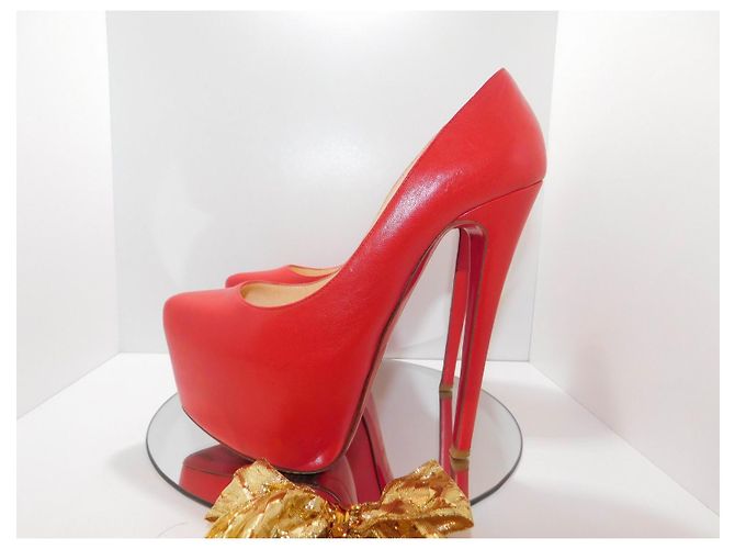 Christian Louboutin Louboutin High-Heel-Schuhe Rot - Ansicht 12
