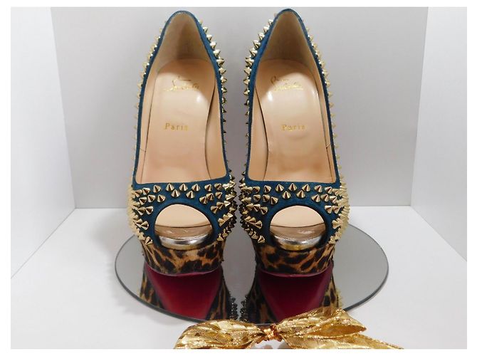 Lady Peep Décolleté Christian Louboutin in camoscio blu con borchie dorate e stampa leopardata Marrone Gold hardware - vista 2